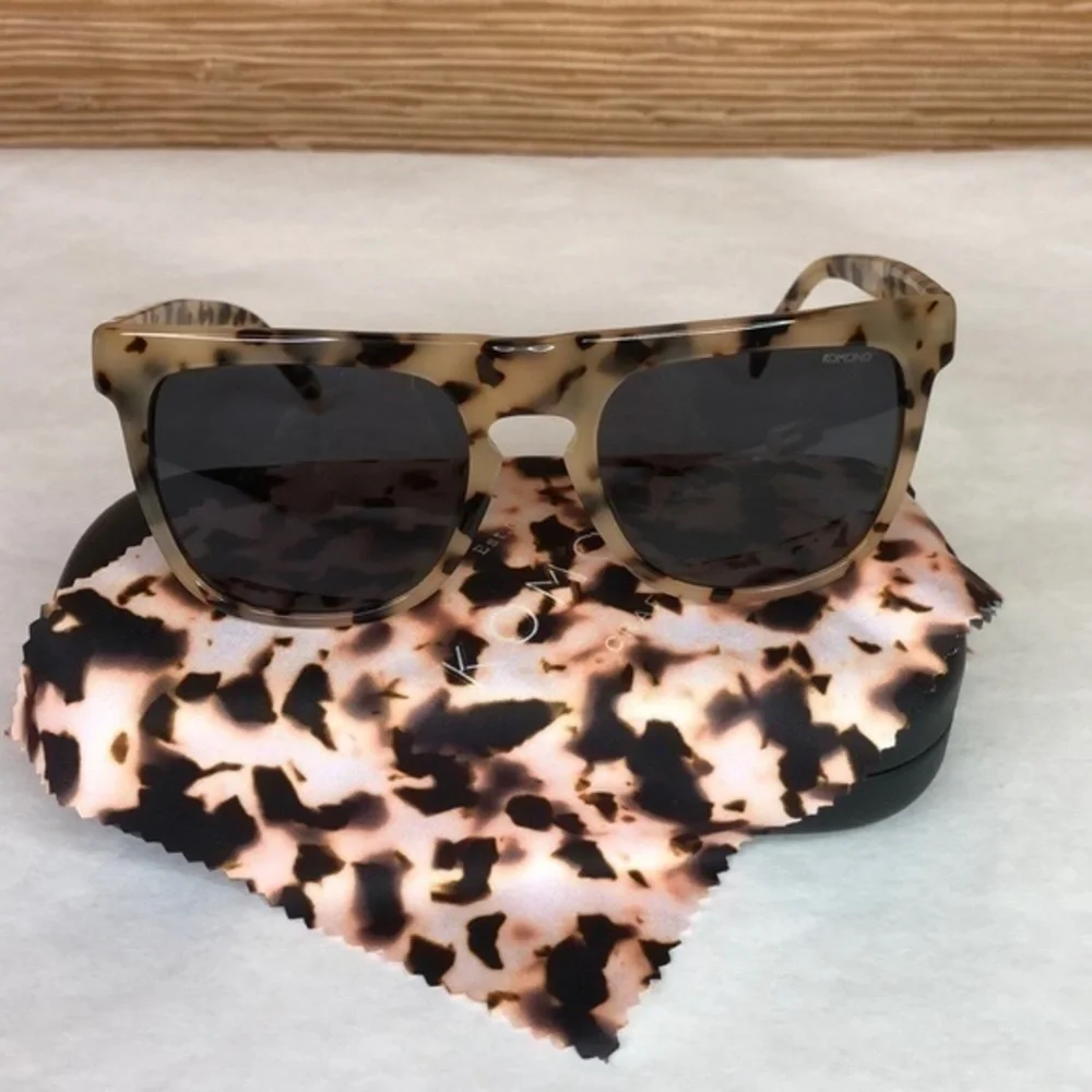 KOMONO Bennet Ivory Demi Sunglasses (NEW)